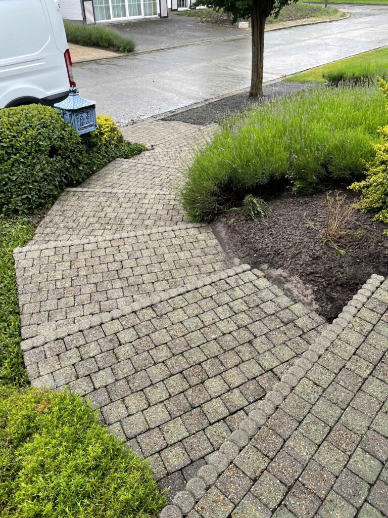 image00008 Oprit reinigen mechelen